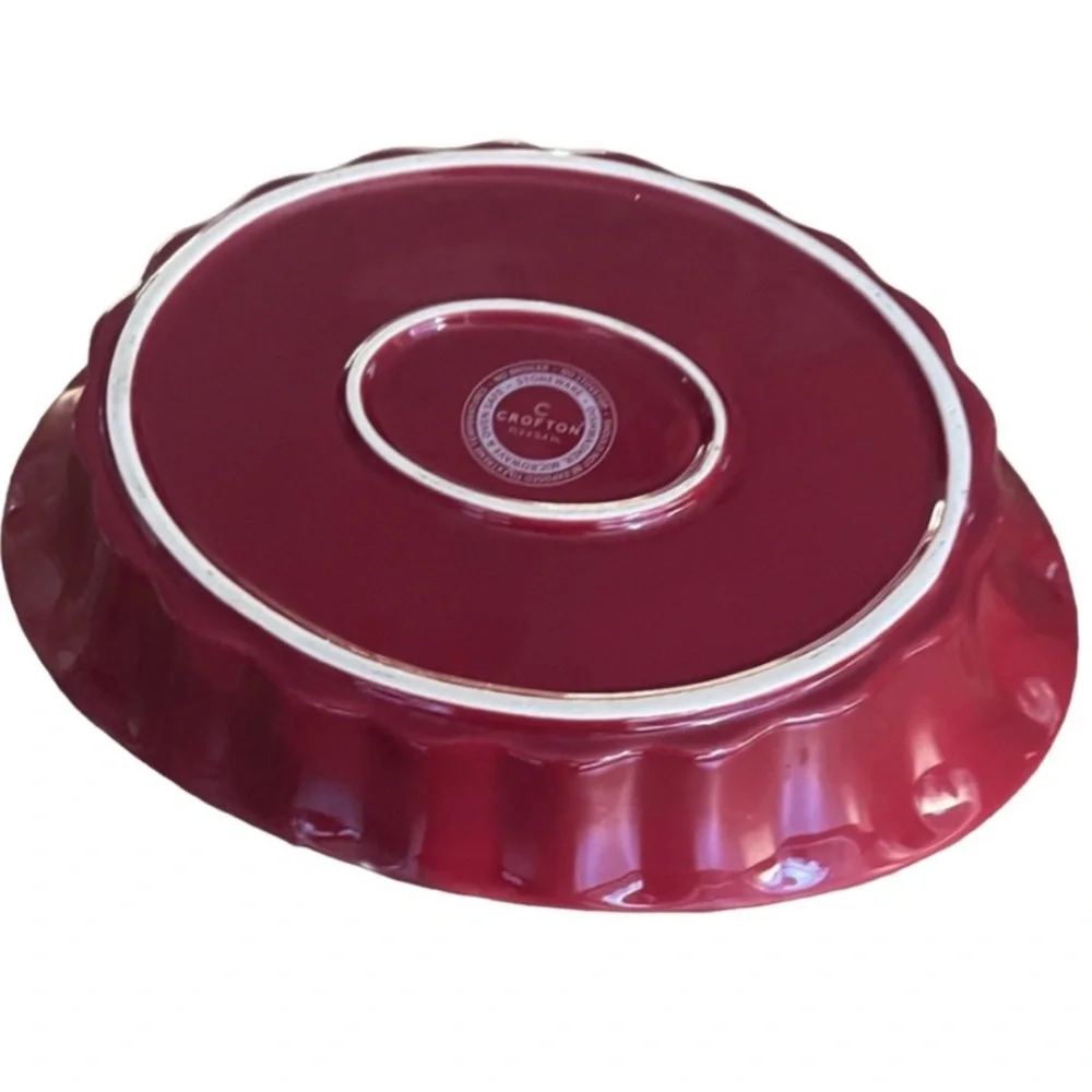 Red and White Crofton Ceramic Baking Dish